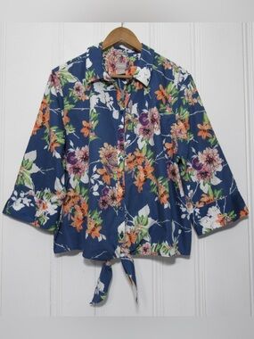 Chico’s Blue Floral Tie Front Button Down Top Size 3.5 XL 18